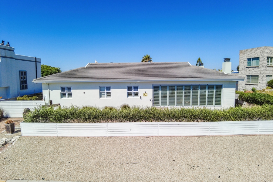 3 Bedroom Property for Sale in Yzerfontein Western Cape